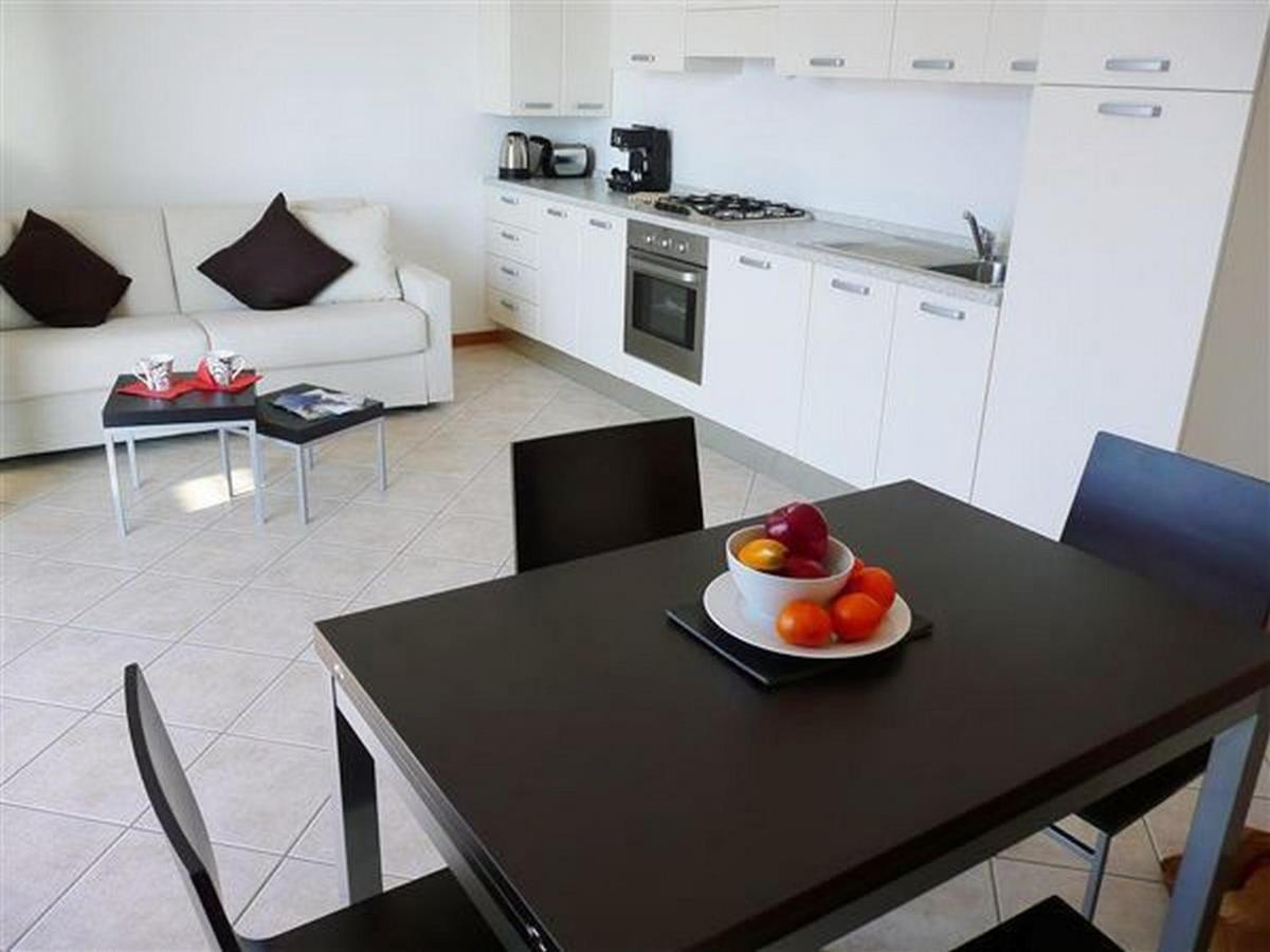 Vista D'Oro Apartments Перледо Экстерьер фото